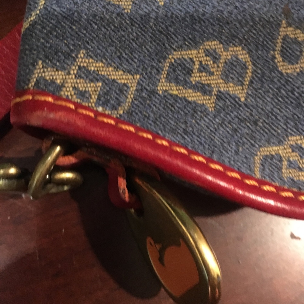 Wallet - Picture 3 of 5